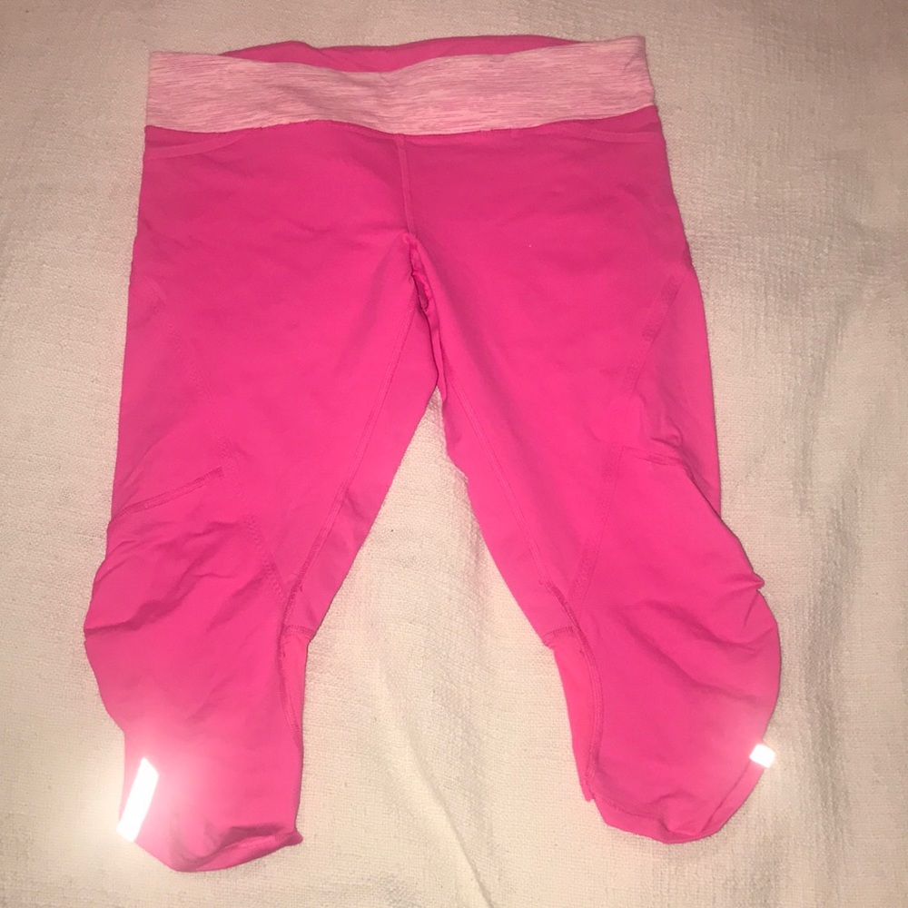 Knee lululemon running Capris size 10 like New